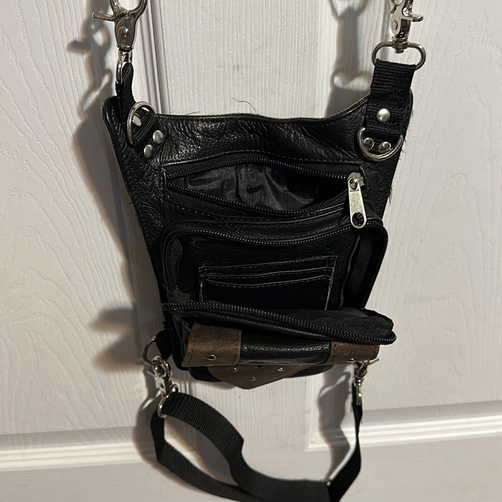 Hip pouch - Picture 3 of 5